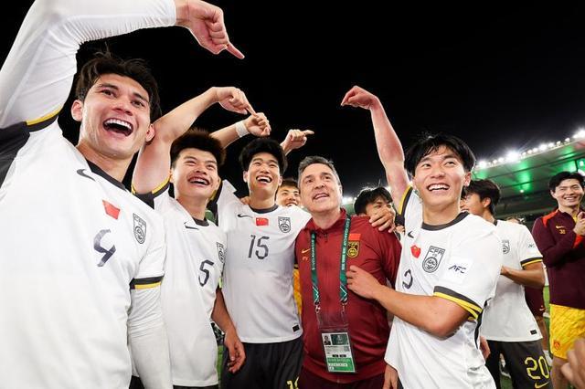 星空体育-聚焦｜安东尼奥“一战封神” 执教新国奥队几成定局