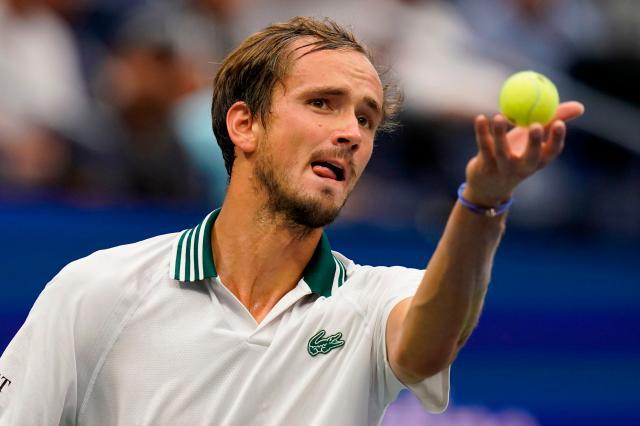 星空体育中国官网-连续三年进美网四强 梅德维德夫半决赛将对阵00后